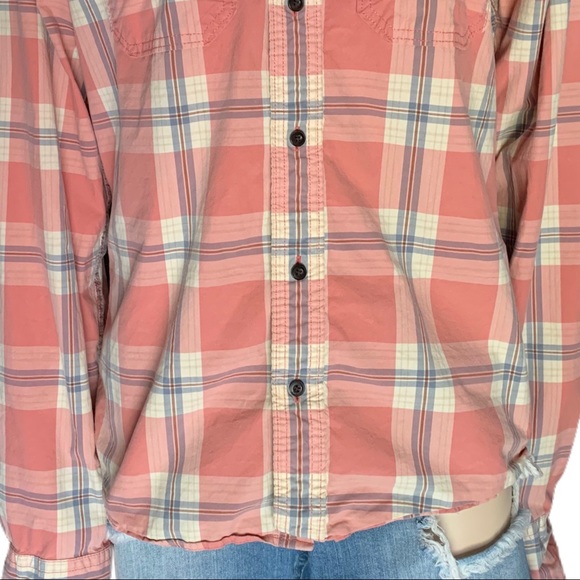 3/$30 - Hollister Pink Plaid Shirt Size Large - Picture 4 of 13